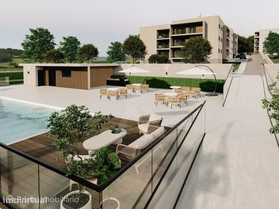 Apartamento T3 novo com garagem e piscina em Leiria