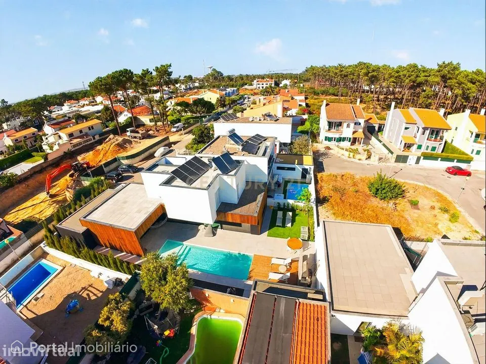 Moradia T3 de Excelência na Aroeira – Conforto, Elegância e Qualidade