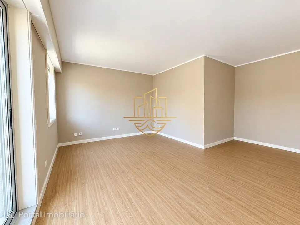 Apartamento T2 Arrendamento em Aldoar, Foz do Douro e Nevogilde,Porto