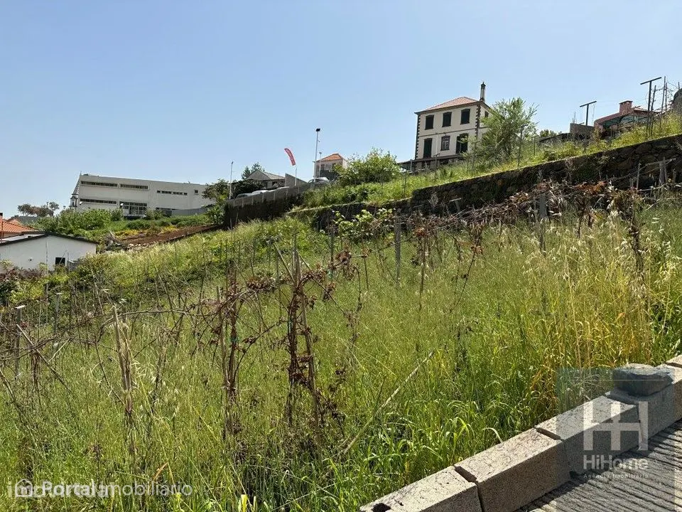 Terreno com projecto aprovado Edificio Habitação