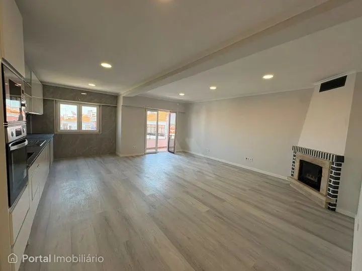 4-bedroom apartment for sale in Amora