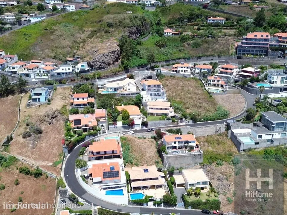 Lote com projecto aprovado para construção de moradia unifamiliar n...