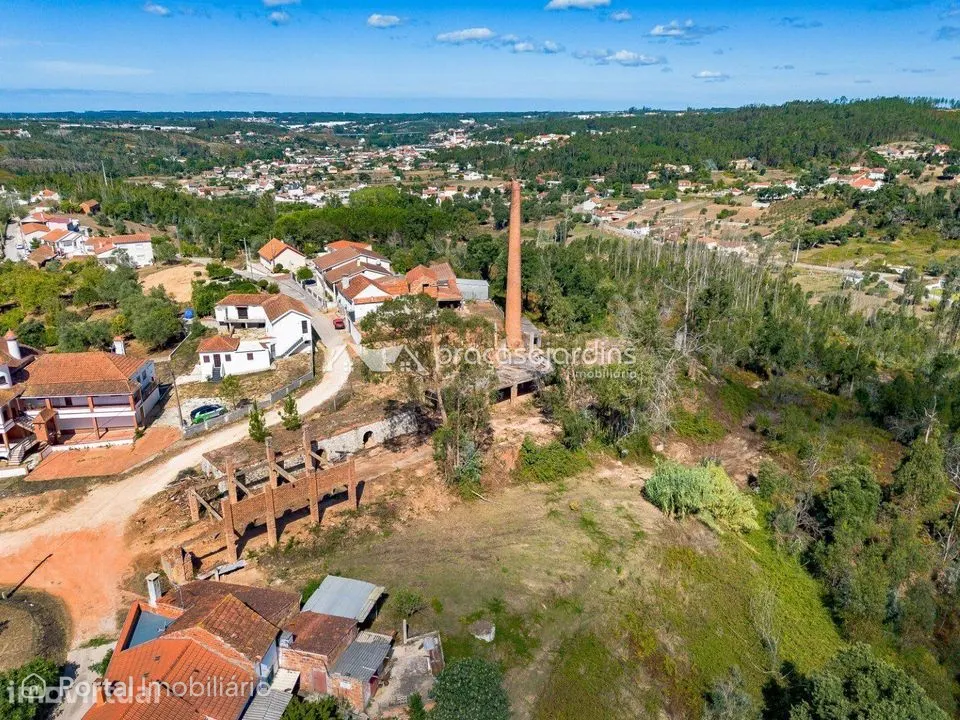 Antiga fábrica de cerâmica