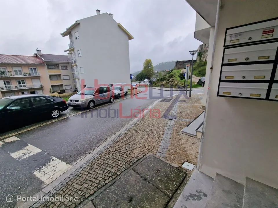 3-bedroom apartment for sale in Castro Daire