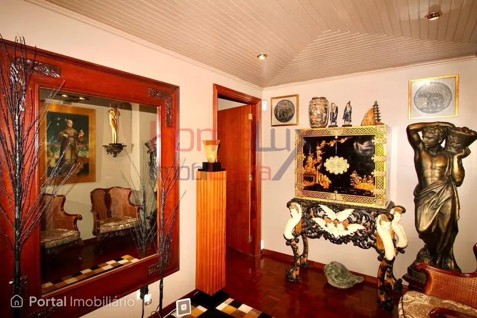 4-bedroom apartment for sale in Pedrouços