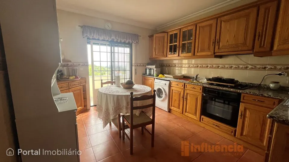 Apartamento T3 em Alpedrinha Espaço, Conforto e Tranquilidade