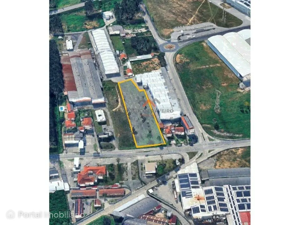 Terreno Premium com 6.900 m² na Zona Industrial de Vale Grou - Opor...