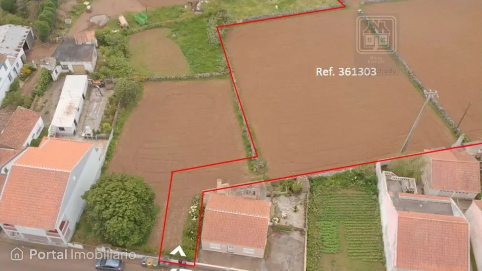 Terreno para venda / 6.013m² / Vila de São Sebastião / Angra do Heroísmo