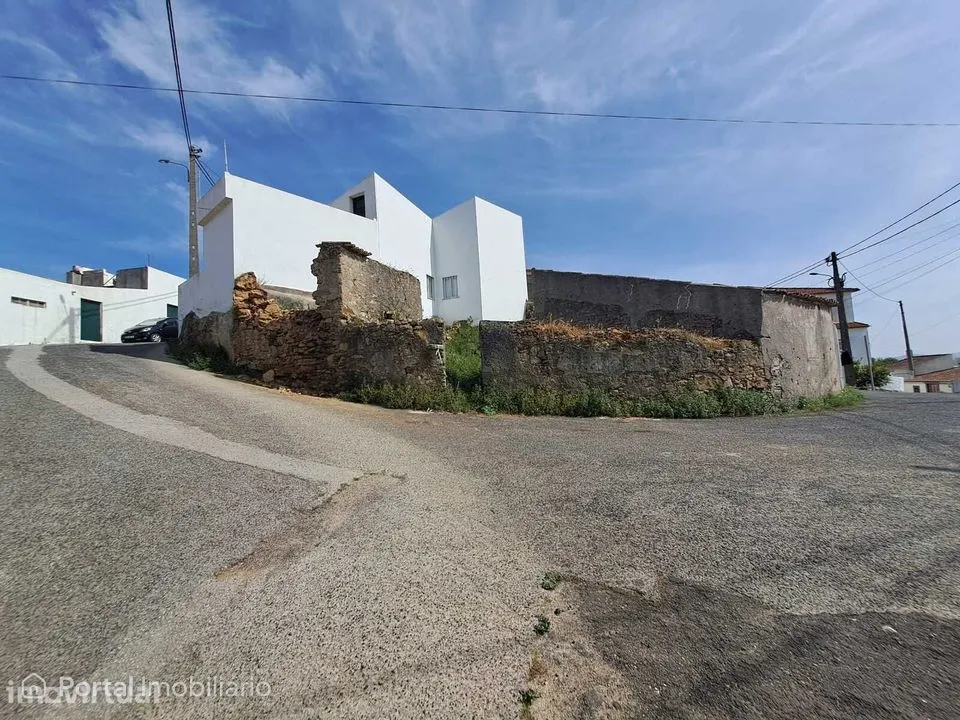 Land for sale in Santa Maria, São Pedro e Matacães