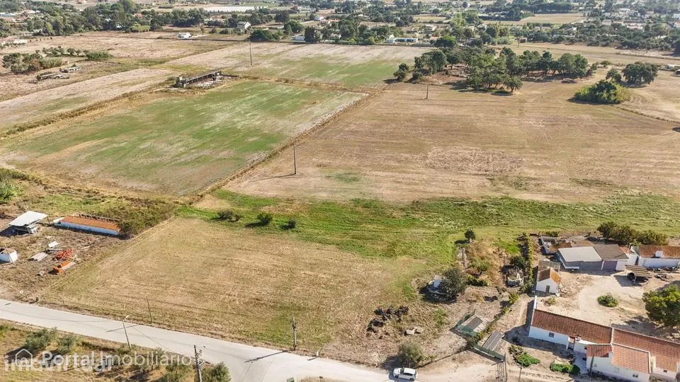 Terreno com 6.390 m² em Pinhal Novo, a 30 minutos de Lisboa