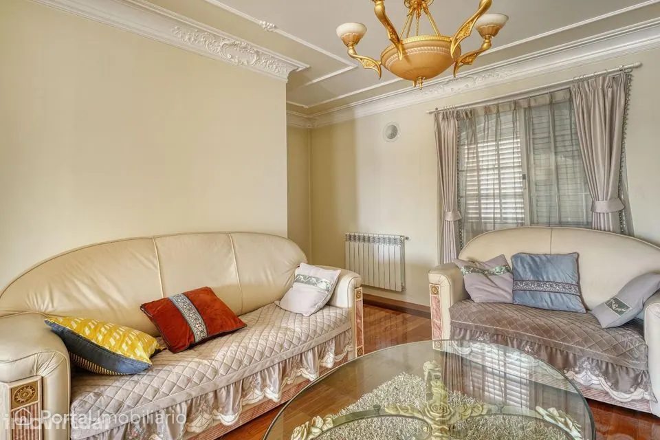 Moradia T4 em excelente estado · Quinta Grande, Alfragide ·...