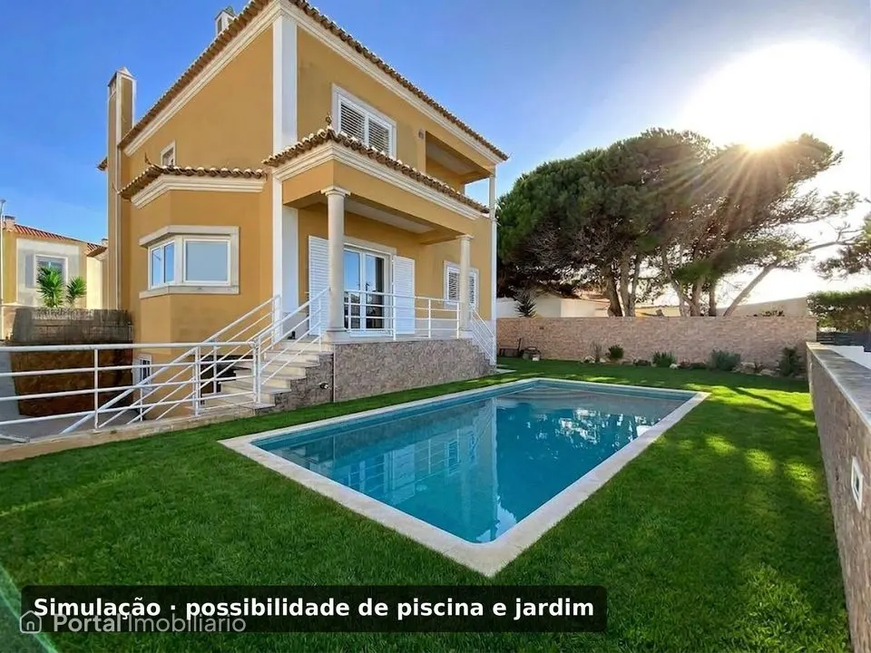 Moradia T4 com jardim e garagem para 3 carros, a 3 km da Praia do Magoito – São João das Lampas, Sintra