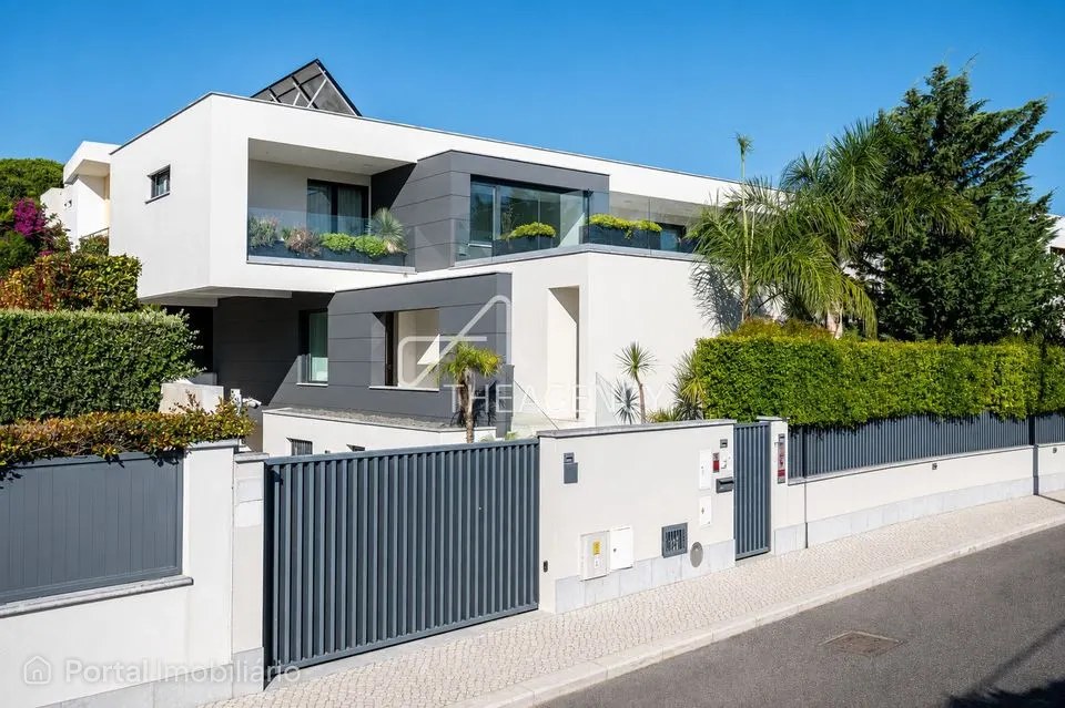 Moradia T4 à venda em Cascais