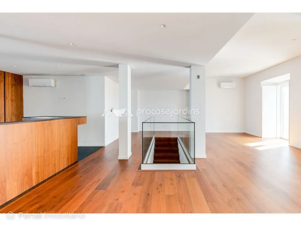 4-bedroom apartment for sale in Leiria, Pousos, Barreira e Cortes