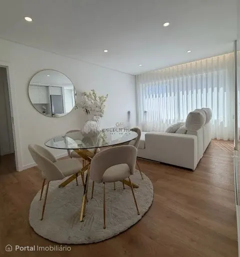 Apartamento T3 Venda em Mafamude e Vilar do Paraíso,Vila Nova de Gaia