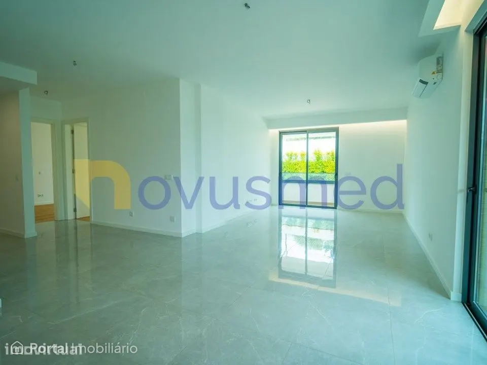 Apartamento T2 em Albufeira, Piscina e Garagem