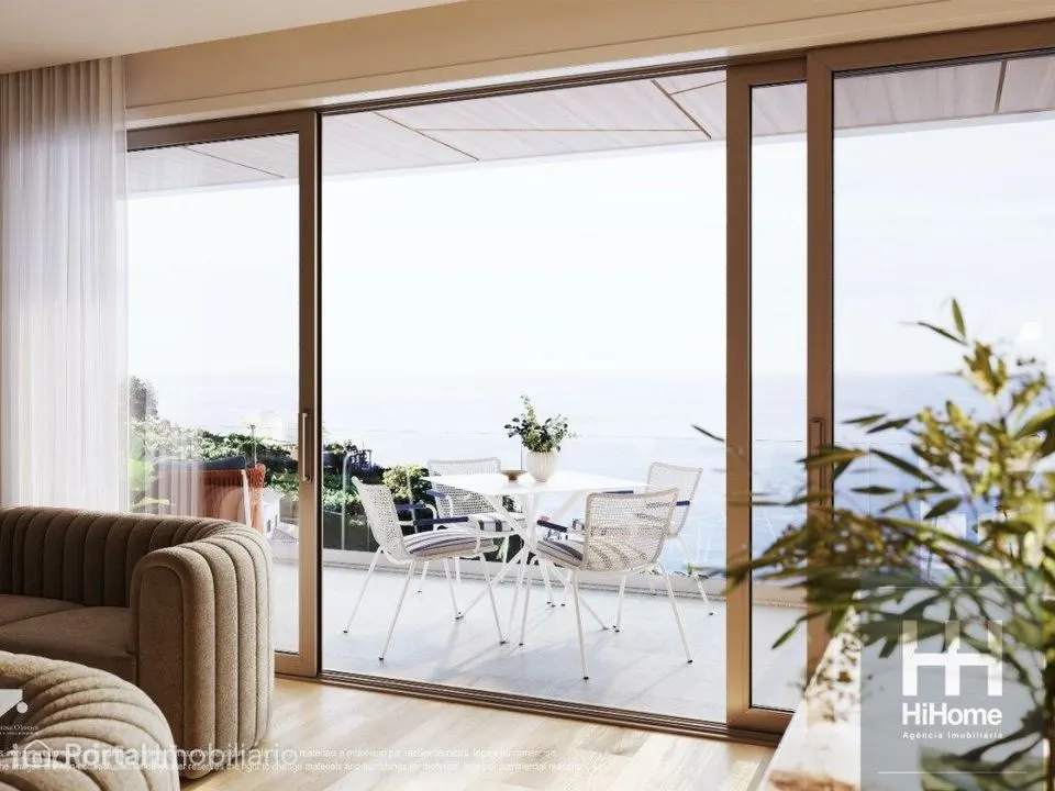 3-bedroom apartment for sale in Calheta