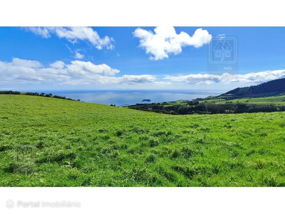 VENDA de TERRENO/PRÉDIO RÚSTICO - Freguesia de São Miguel, Vila Fra...