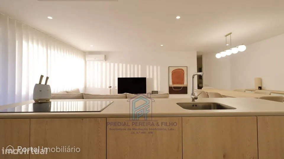 Apartamento T4 Como novo| Fânzeres | Prõx. Igreja