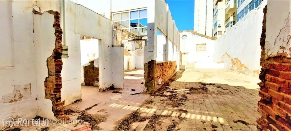 Terreno Urbano - Armazém