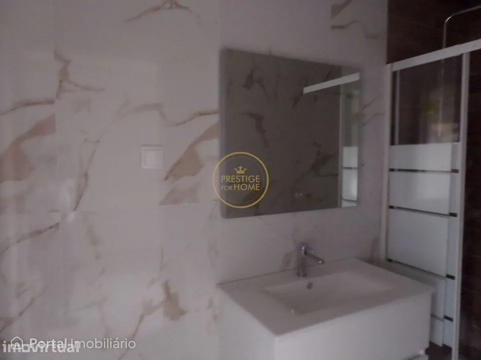 Apartment for sale in Faro (Sé e São Pedro)