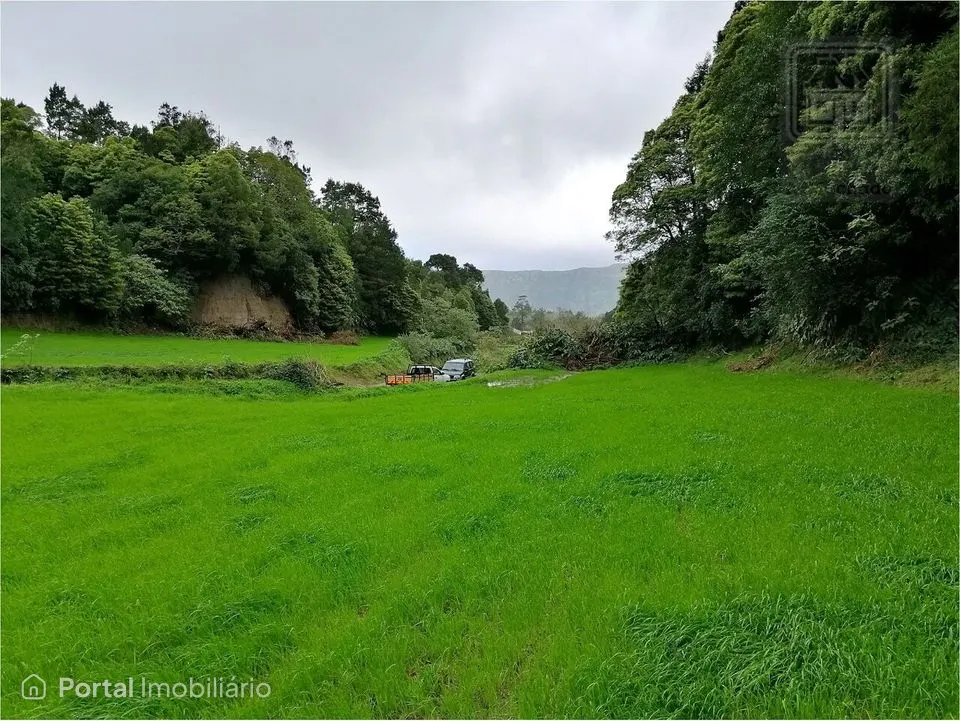 Amplo Terreno rústico com 33.580m²