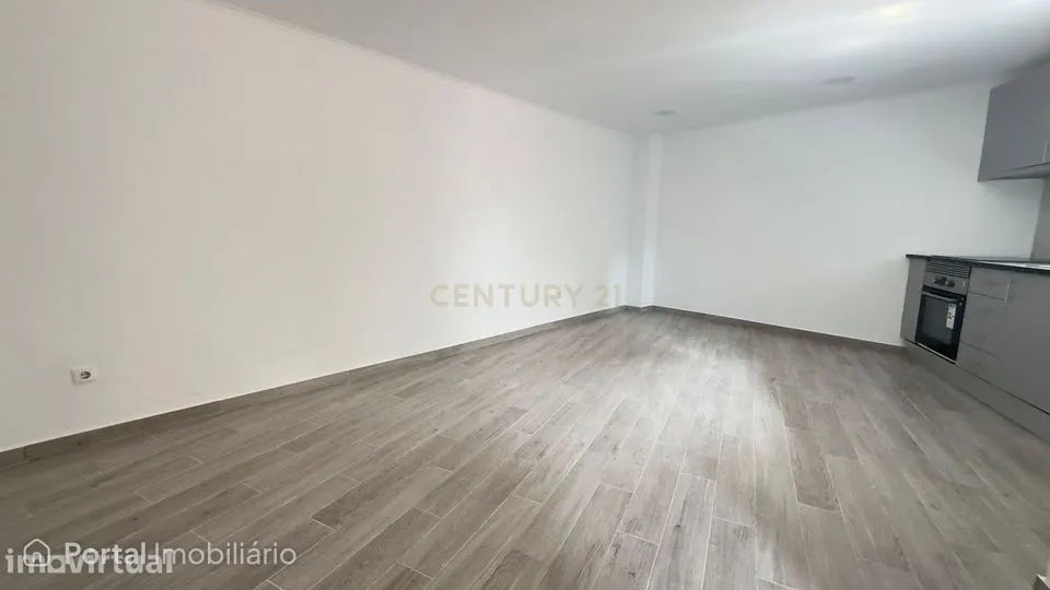 T1 totalmente remodelado no Rio Seco, Ajuda – Lisboa