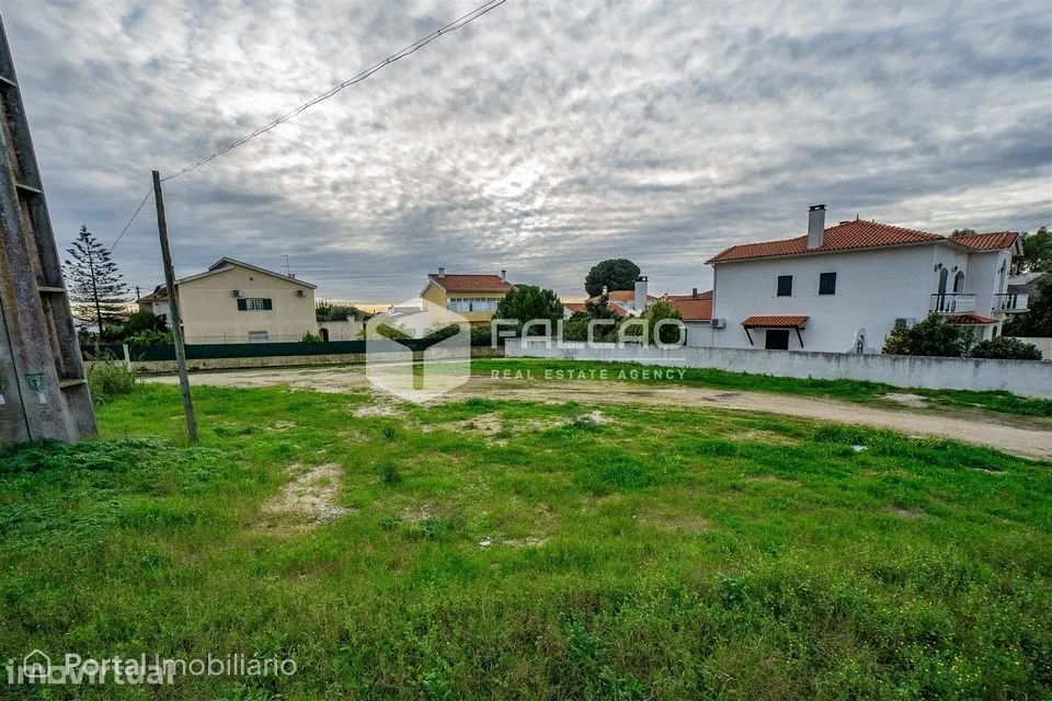 Lote de Terreno Venda em Santarém (Marvila), Santa Iria da Ribeira de
