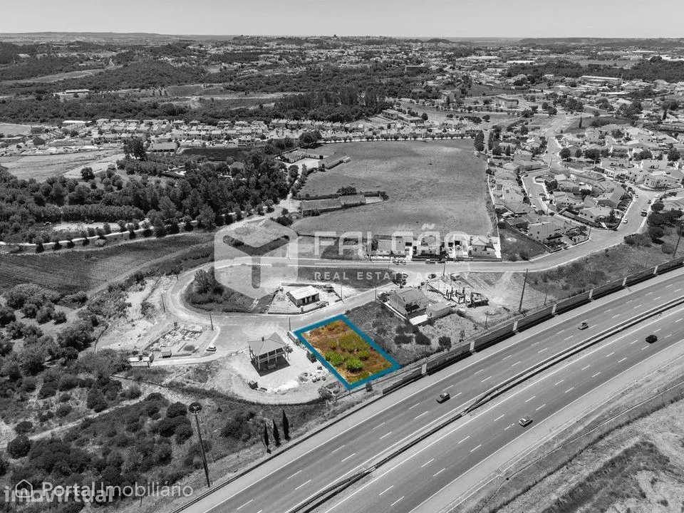 Lote de Terreno Venda em Santarém (Marvila), Santa Iria da Ribeira de