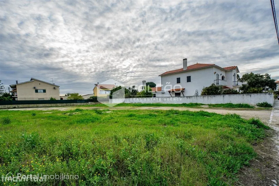 Lote de Terreno Venda em Santarém (Marvila), Santa Iria da Ribeira de