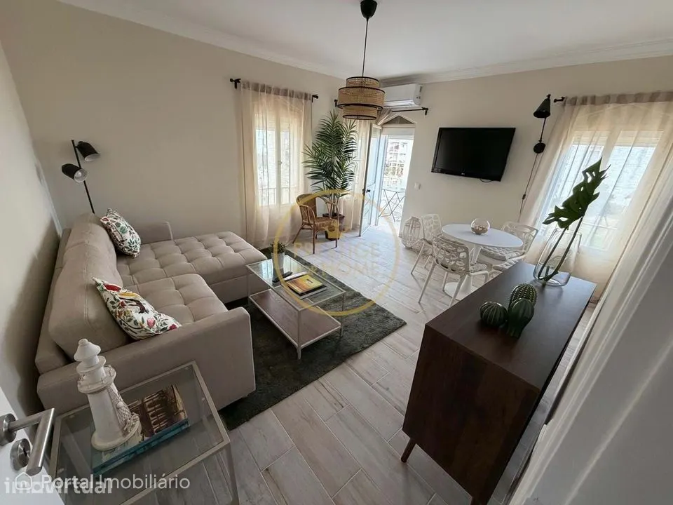 Apartamento T2 com VISTA MAR, Garagem, Ar condicionado em Quarteira