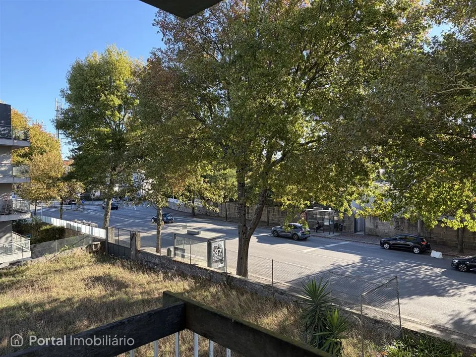 4-bedroom apartment for sale in Paranhos