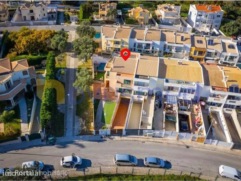 Moradia T4 com garagem , Albufeira