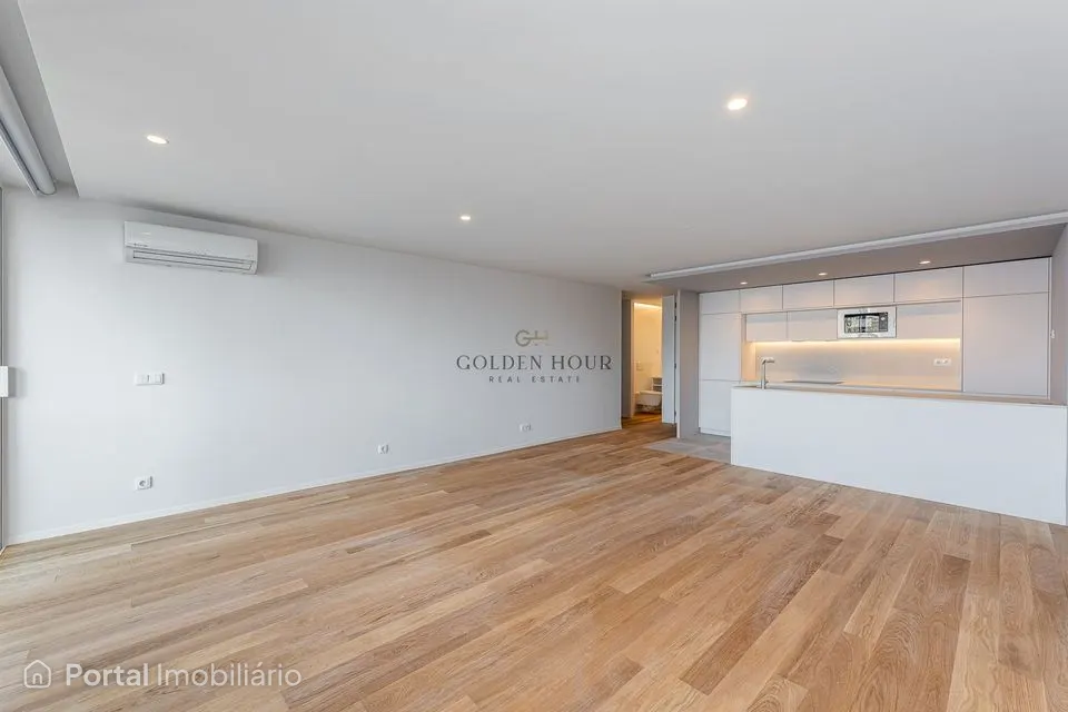 Apartamento T3 Venda em Matosinhos e Leça da Palmeira,Matosinhos