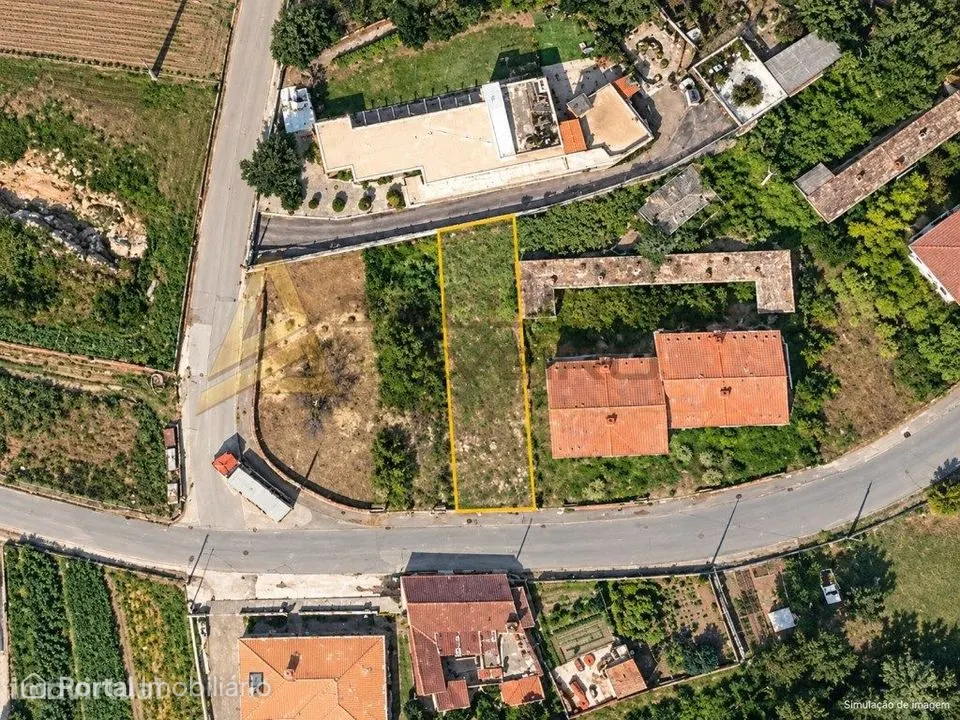Terreno urbano em Eirol com projecto aprovado