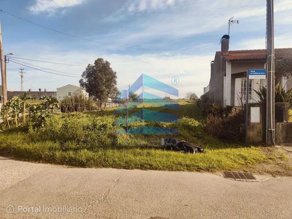 Terreno urbano para Moradia