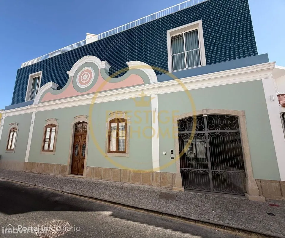 Arrendamento anual com INICIO 1 de NOVEMBRO, novo com vista mar e pisc
