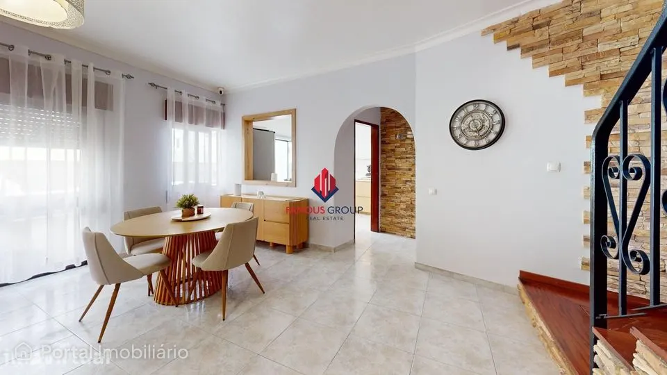 Apartamento T3 Duplex no Centro de Portimão – Varanda, Terraço...