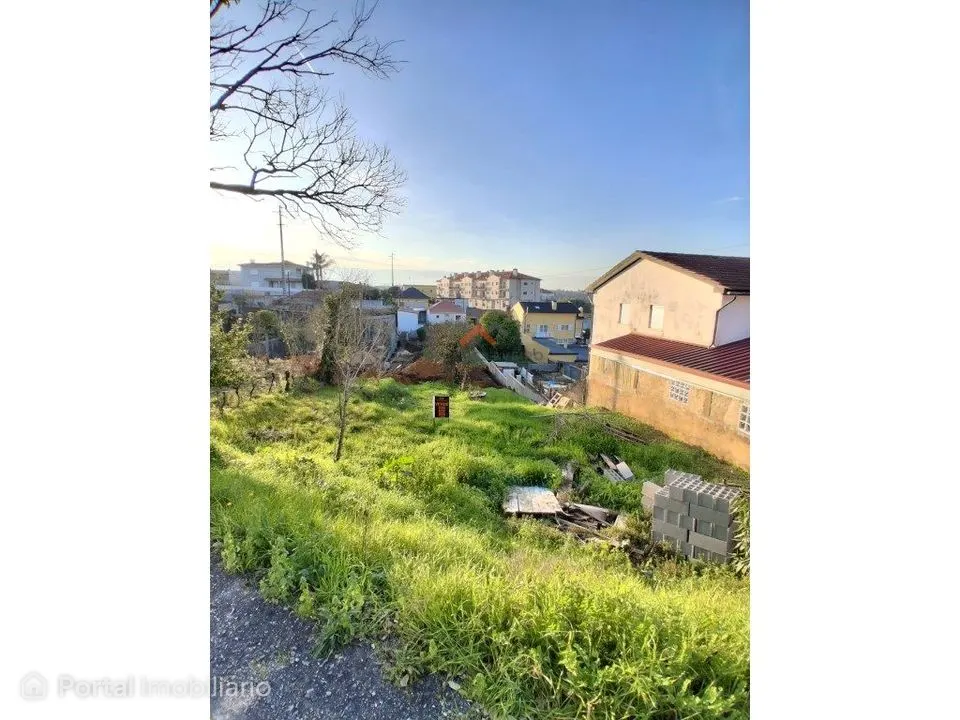 Terreno Urbanizável para Construção - Borralha, Águeda