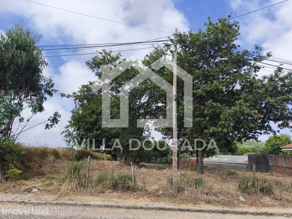 Terreno Urbano com 600 m2 Em vila Nova de Gaia