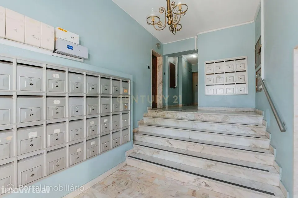 Apartamento T2 Remodelado em Sacavém