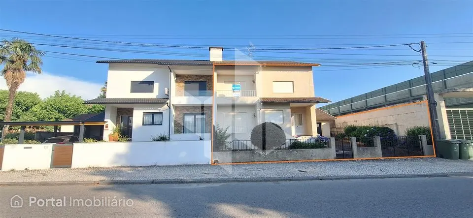 Moradia Geminada T6 Venda em Tondela e Nandufe,Tondela