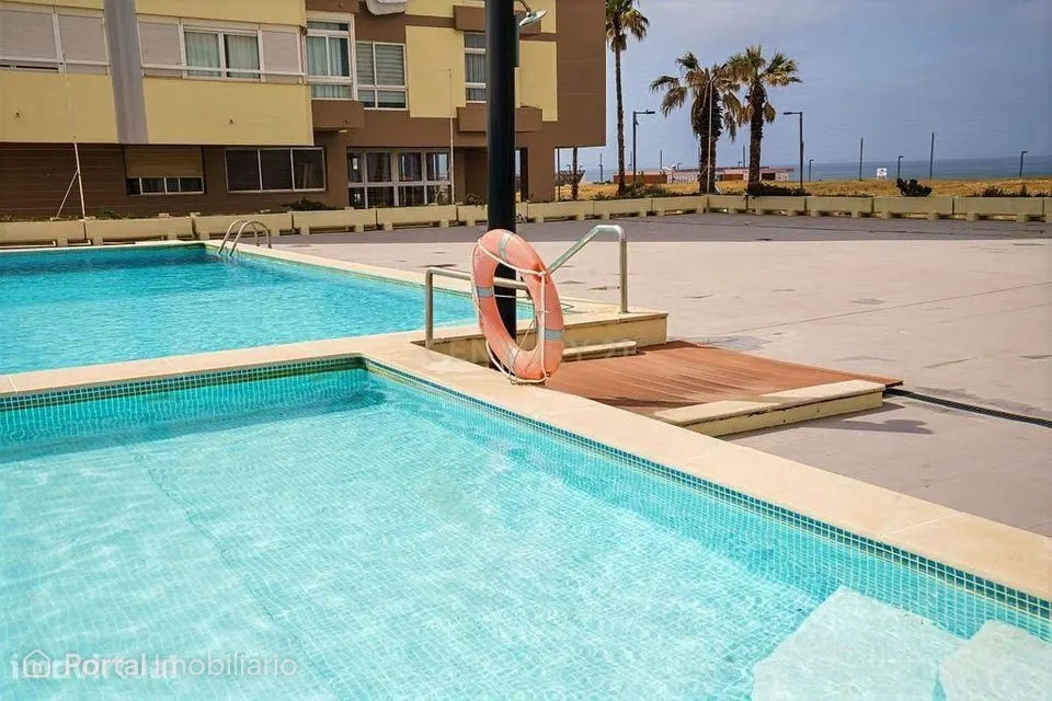 Apartamento T2 com Vista Mar na Costa da Caparica