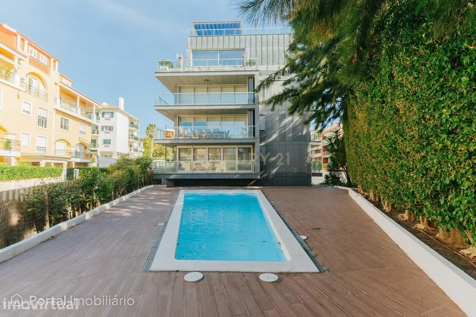T1 no Estoril | Arquitetura de autor junto ao mar