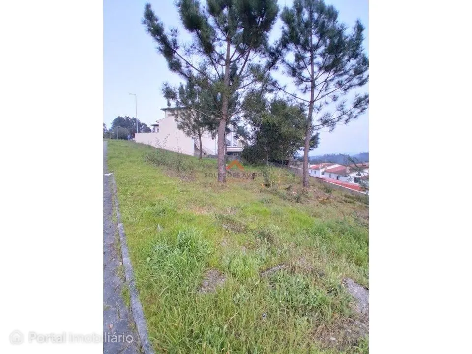 Lote Urbano à Venda - Urbanização do Souto Rio
