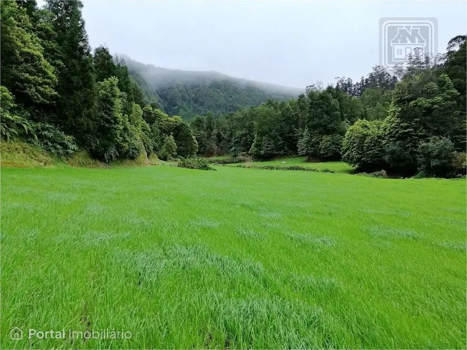 Amplo Terreno rústico com 33.580m²