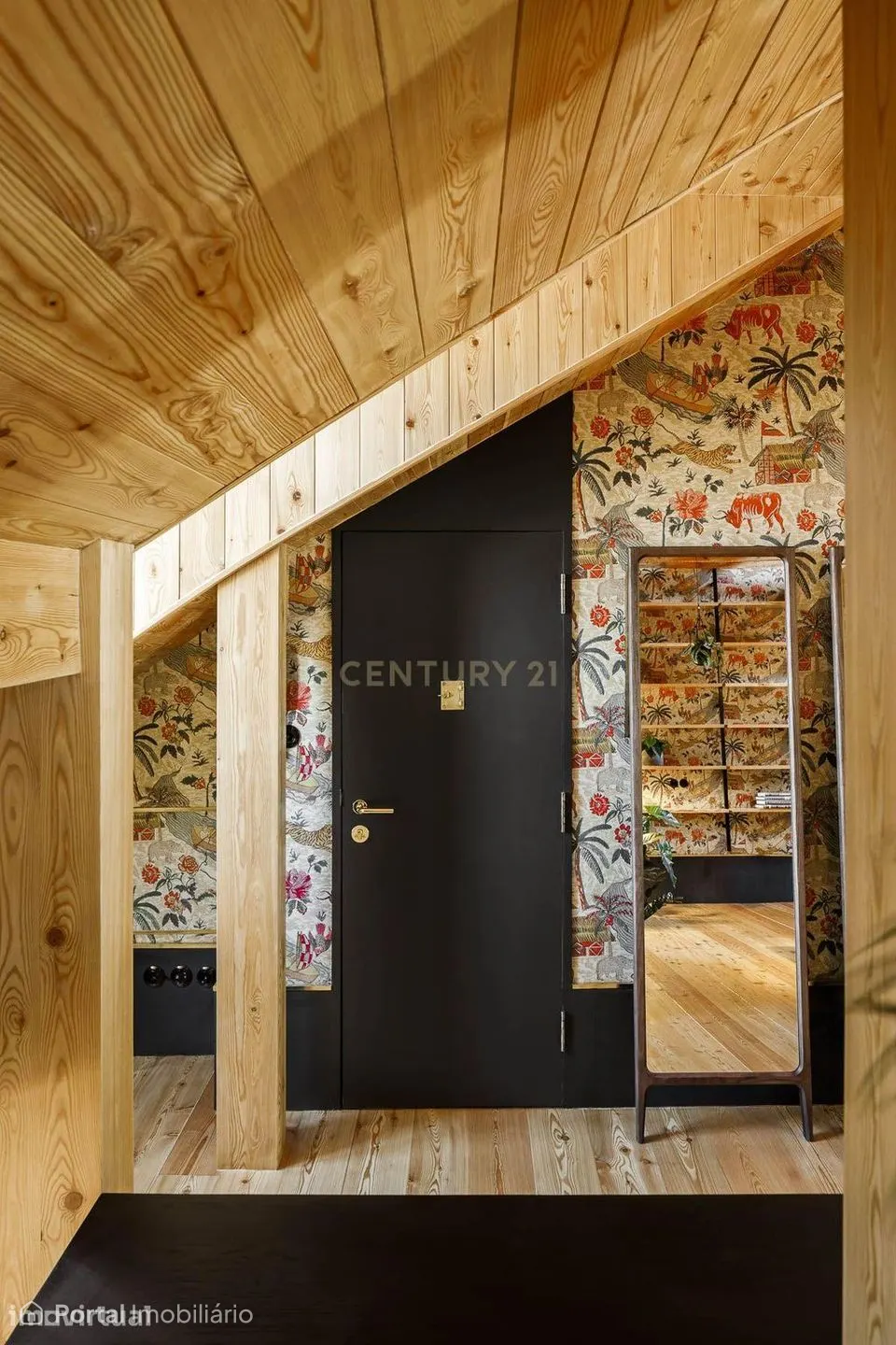 Loft em Penthouse com 90 m² em Arroios — arquitetura com identidade