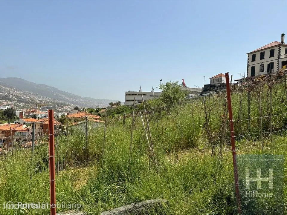 Terreno com projecto aprovado Edificio Habitação