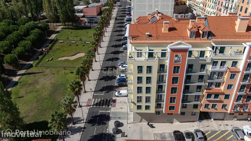 T2 Novo e Exclusivo no Neudel | Terraço de 32 m² + Espaço Extra de 44