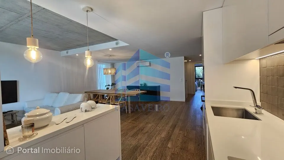 Apartamento T3 com Jardim na Praia da Barra
